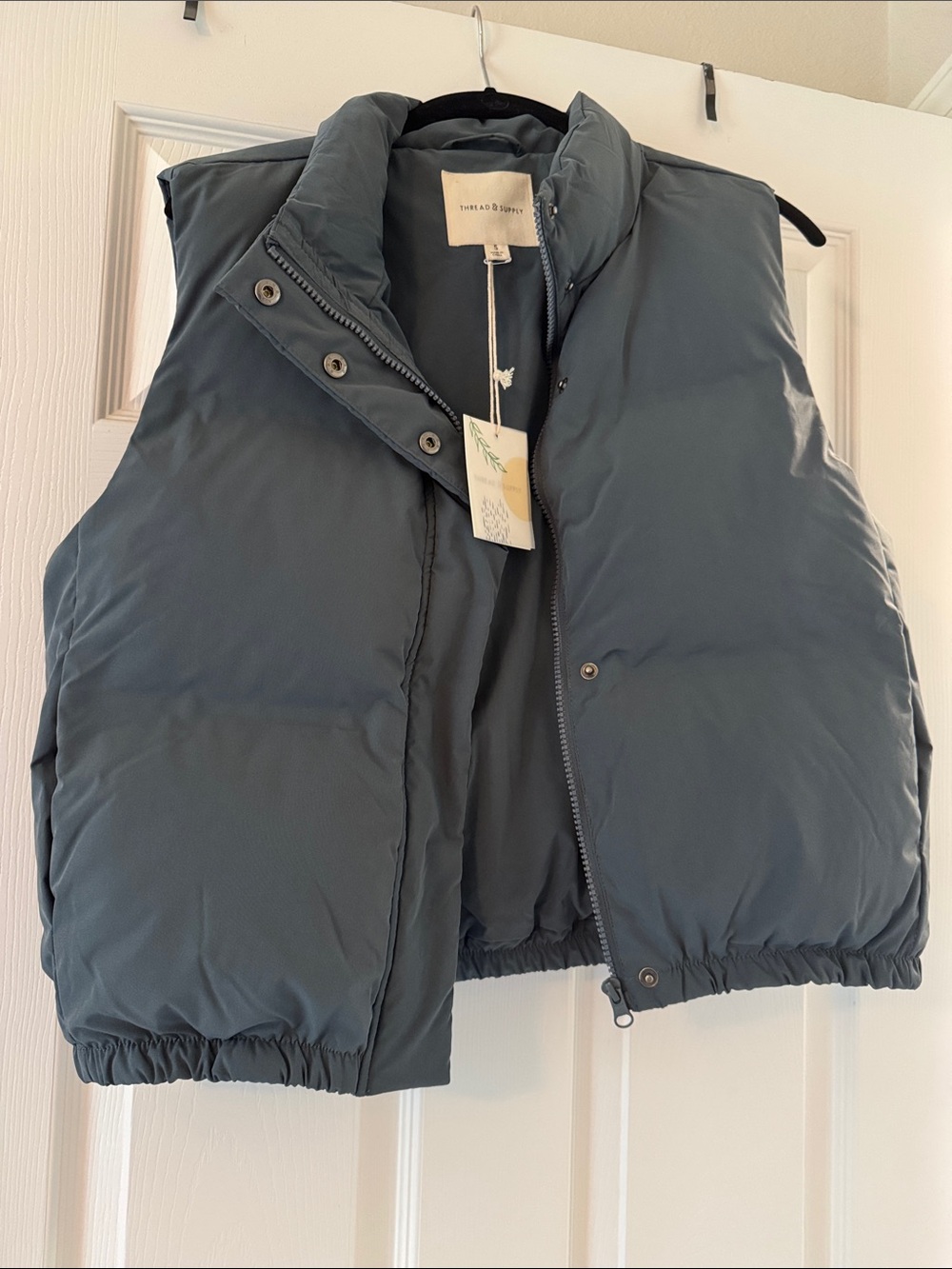 Thread & Supply Puffer Vest - Slate Gray - Picture 3 of 4